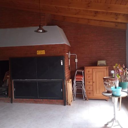 Departamento Trelew Apartment Bagian luar foto