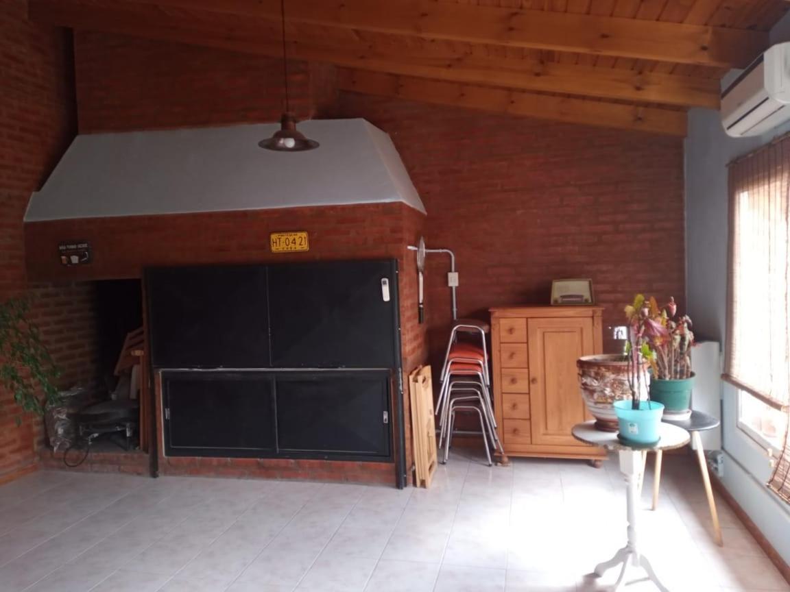 Departamento Trelew Apartment Bagian luar foto